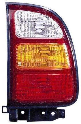 TOYOTA RAV4 2000 TAIL LAMP RH HQ