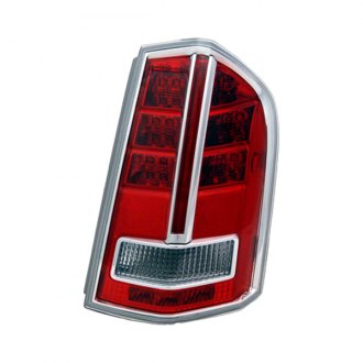 CHRYSLER 300 2011 TAIL LAMP RH W/CENTER CHROME TRIM TO 03/19/2012 HQ